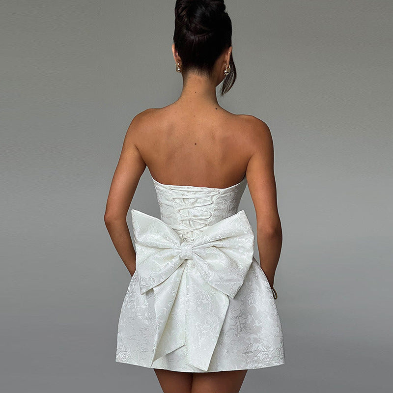 The Bow Muse – Women's Strapless Dress with Feminine Detail